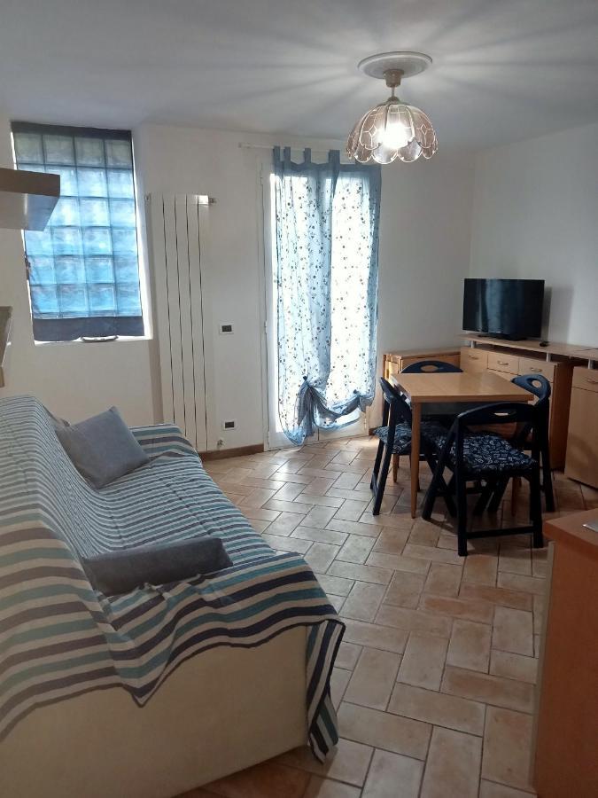 Nina House Daire Imperia Dış mekan fotoğraf